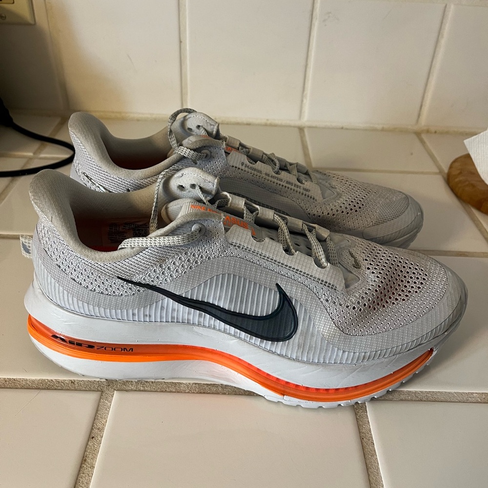 Nike Pegasus Premium Women’s size 10.5
